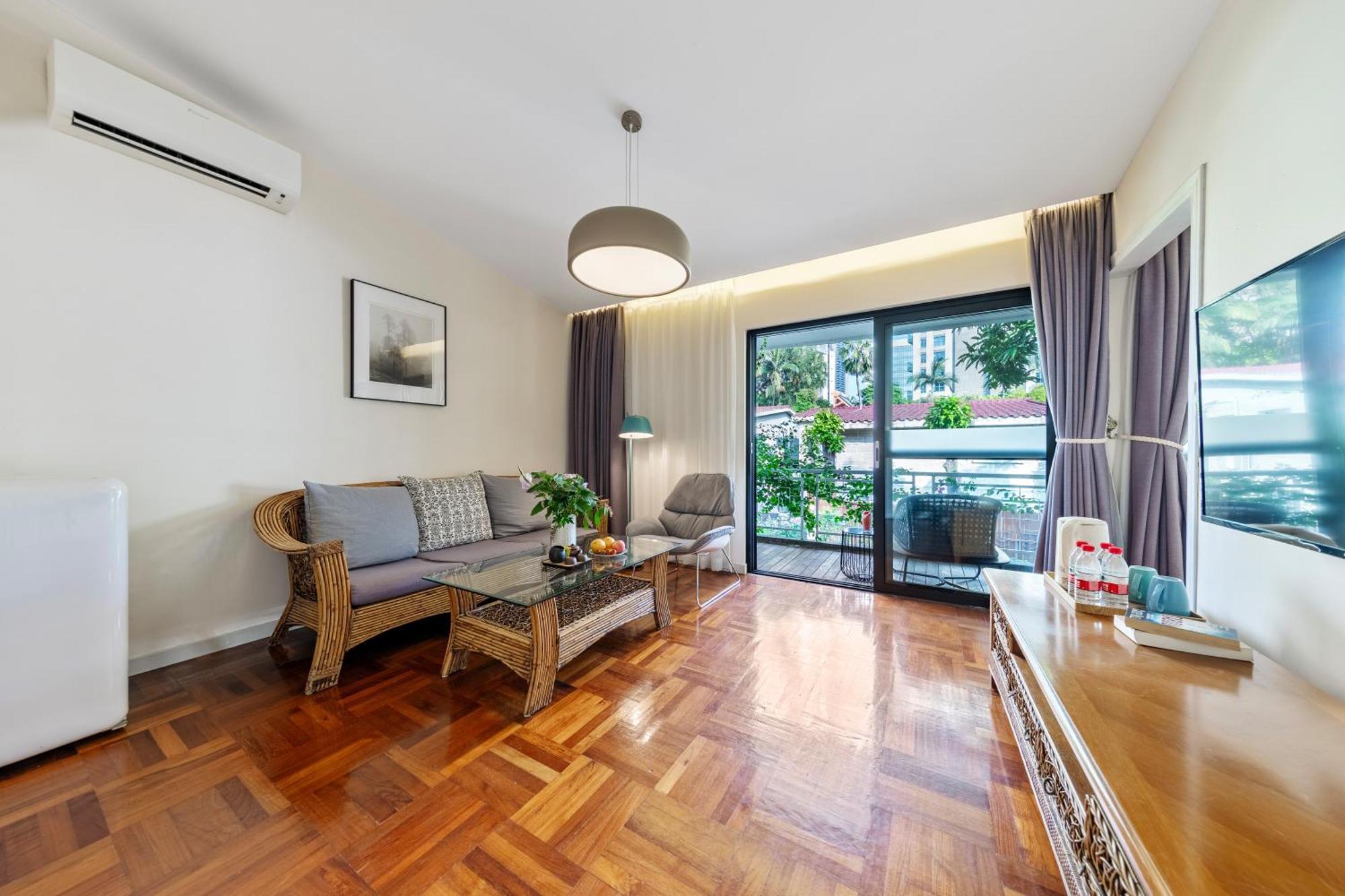 Shenzhen No'6 Garden Villa --French Window With Garden View,Close To Sea World &Shekou Ferry Port &K11 Ecoast &Subway Nearby ,Offer Western Food And Coffee &English Speaking With Tour Services Exteriör bild