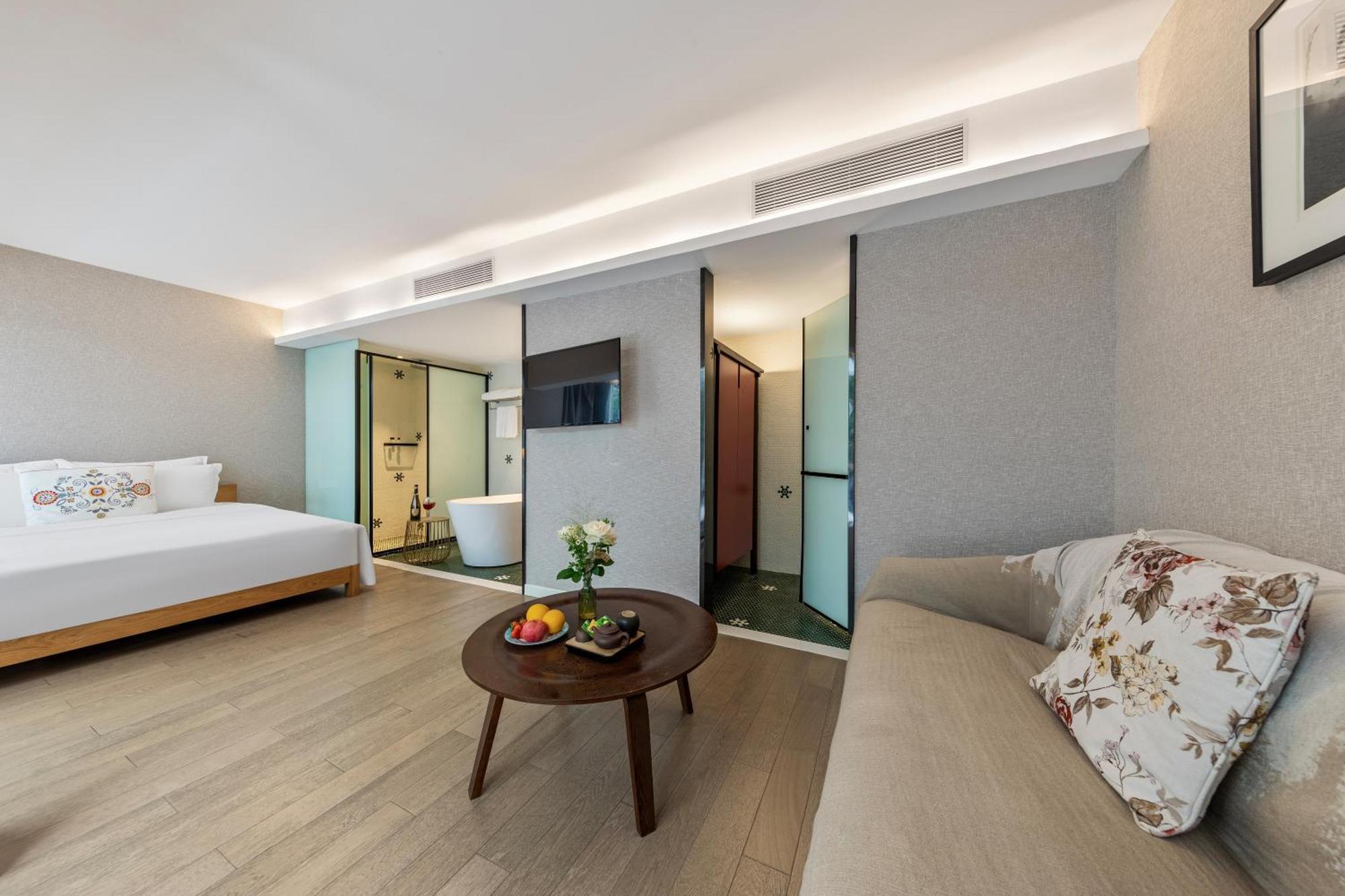 Shenzhen No'6 Garden Villa --French Window With Garden View,Close To Sea World &Shekou Ferry Port &K11 Ecoast &Subway Nearby ,Offer Western Food And Coffee &English Speaking With Tour Services Exteriör bild