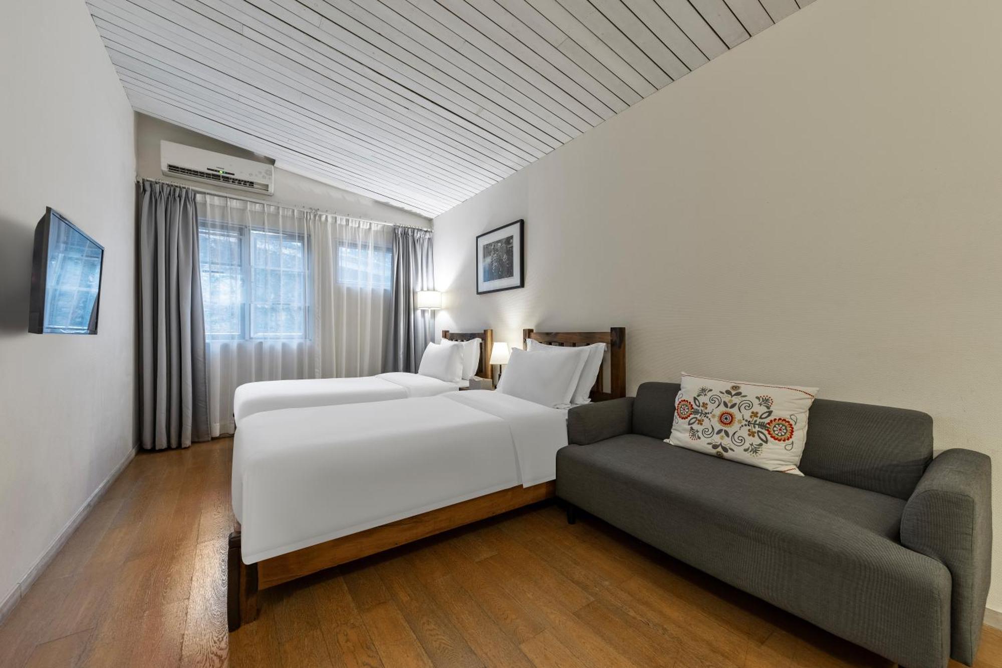 Shenzhen No'6 Garden Villa --French Window With Garden View,Close To Sea World &Shekou Ferry Port &K11 Ecoast &Subway Nearby ,Offer Western Food And Coffee &English Speaking With Tour Services Exteriör bild