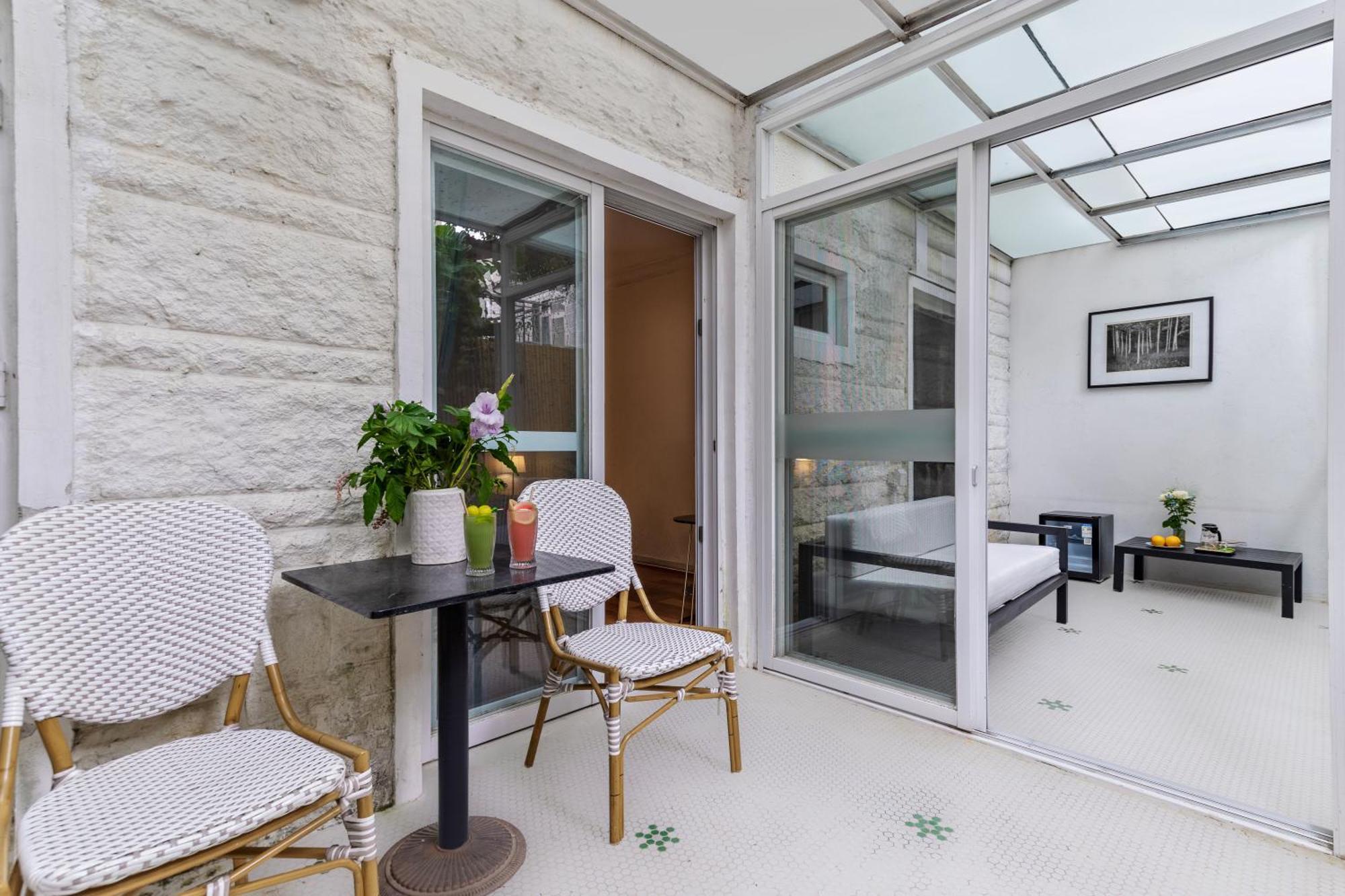 Shenzhen No'6 Garden Villa --French Window With Garden View,Close To Sea World &Shekou Ferry Port &K11 Ecoast &Subway Nearby ,Offer Western Food And Coffee &English Speaking With Tour Services Exteriör bild
