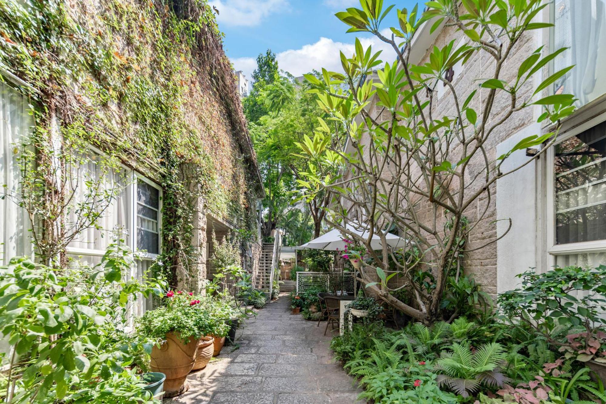 Shenzhen No'6 Garden Villa --French Window With Garden View,Close To Sea World &Shekou Ferry Port &K11 Ecoast &Subway Nearby ,Offer Western Food And Coffee &English Speaking With Tour Services Exteriör bild