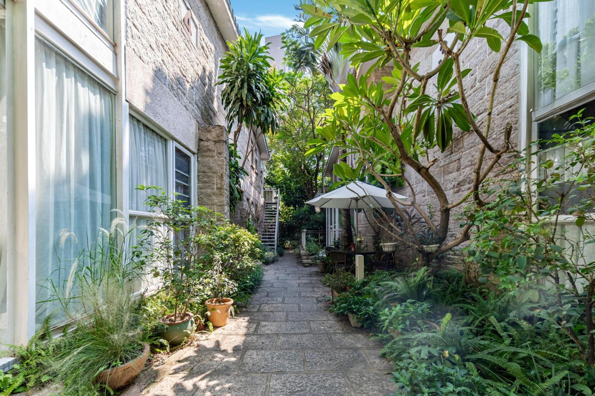 Shenzhen No'6 Garden Villa --French Window With Garden View,Close To Sea World &Shekou Ferry Port &K11 Ecoast &Subway Nearby ,Offer Western Food And Coffee &English Speaking With Tour Services Exteriör bild