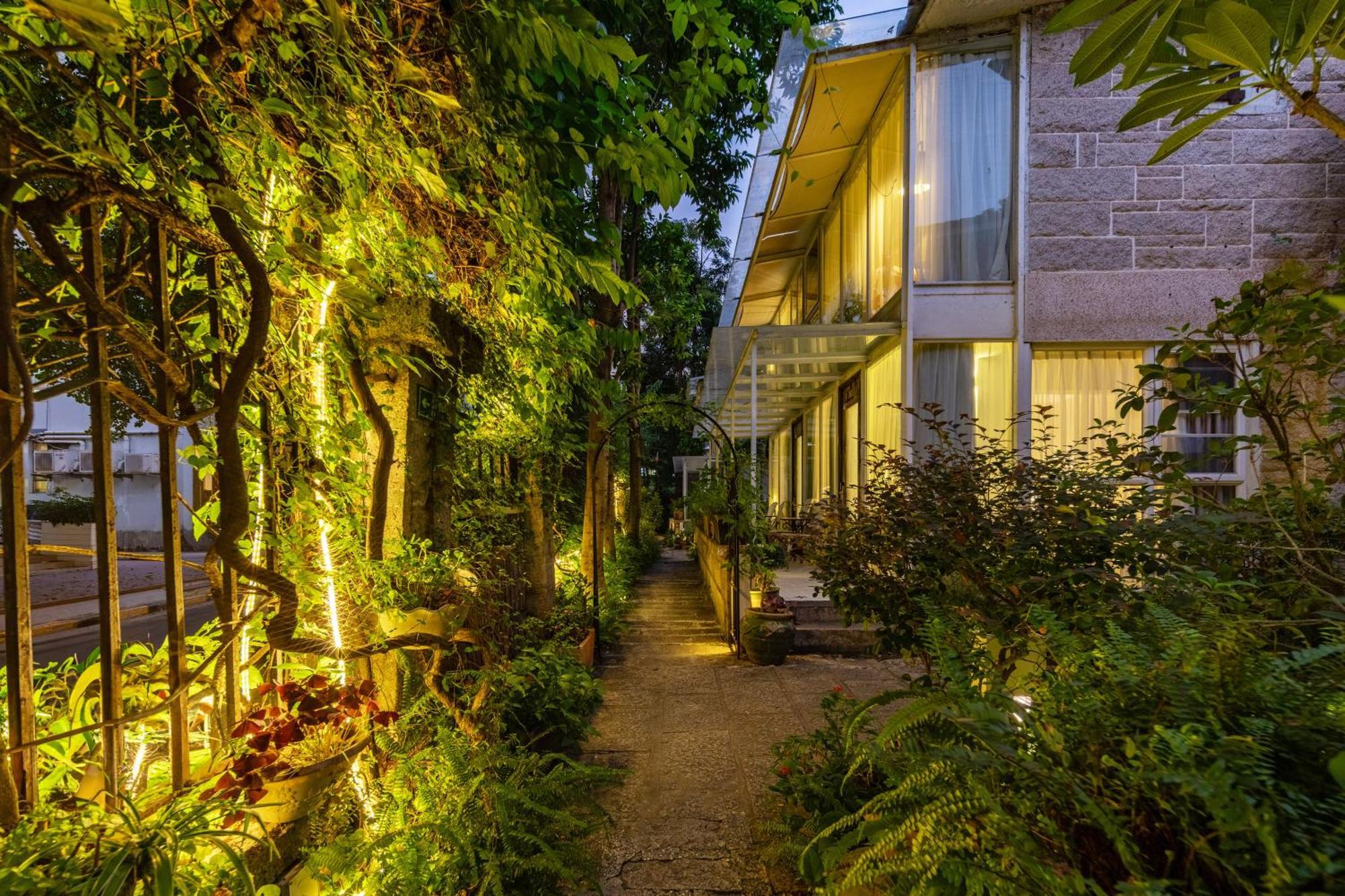 Shenzhen No'6 Garden Villa --French Window With Garden View,Close To Sea World &Shekou Ferry Port &K11 Ecoast &Subway Nearby ,Offer Western Food And Coffee &English Speaking With Tour Services Exteriör bild