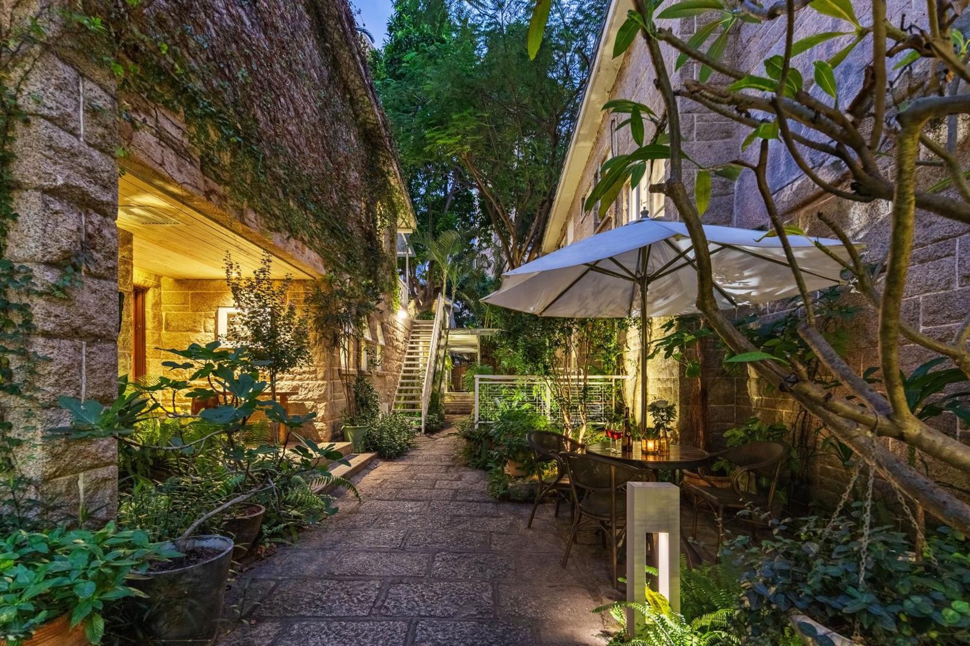 Shenzhen No'6 Garden Villa --French Window With Garden View,Close To Sea World &Shekou Ferry Port &K11 Ecoast &Subway Nearby ,Offer Western Food And Coffee &English Speaking With Tour Services Exteriör bild